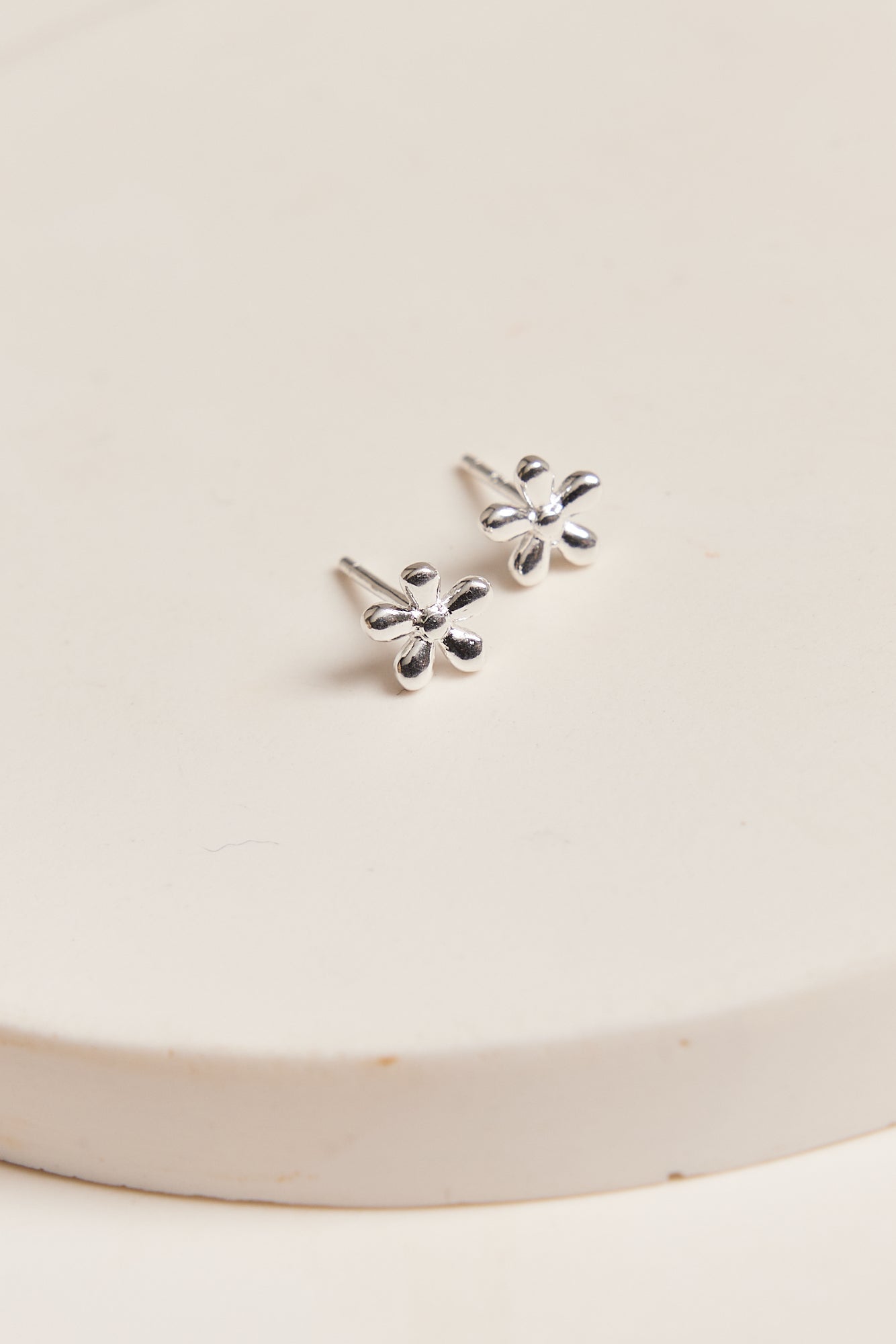Nala Stud Earrings Silver