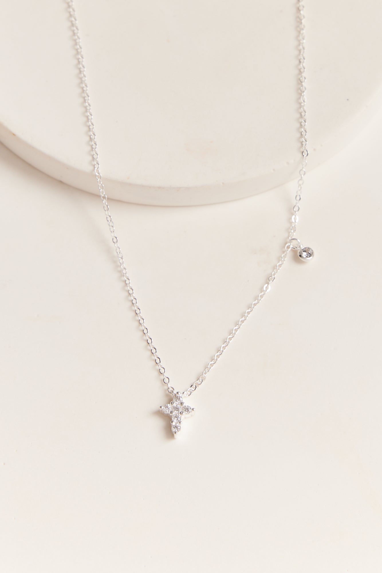 Beth Necklace Silver