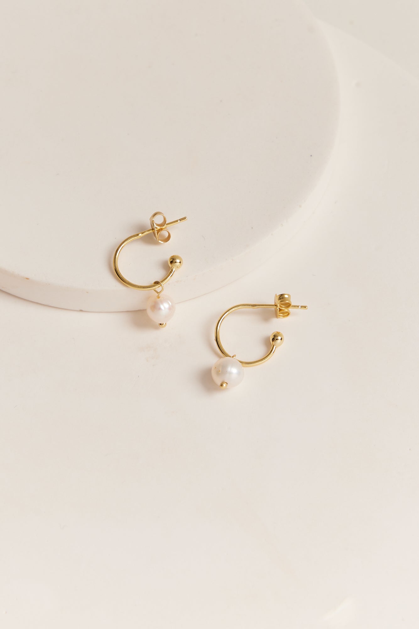 Vera Earrings Gold