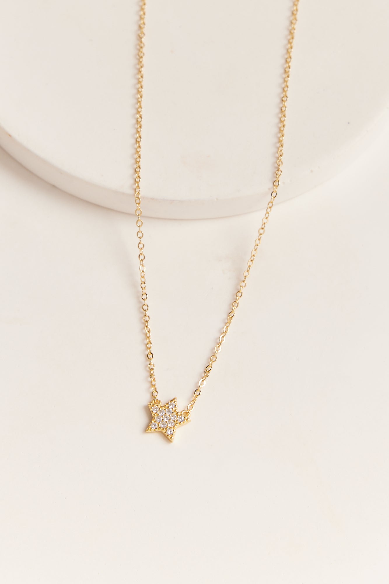 Nola Necklace Gold