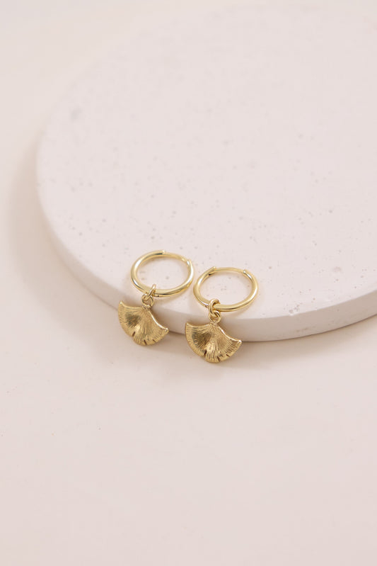 Emi Gingko Huggie Earrings Gold